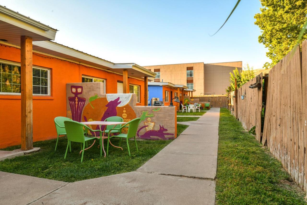 Inn 1 - Downtown 1 Bedroom Unit, Sleeps 6 With Shared Hot Tub Moab Exterior foto